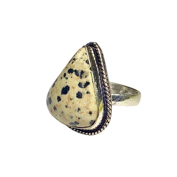 Natural Dalmation Gemstone in a Handcrafted 925 Stamped Ring (8.5) - Picture 3 of 7